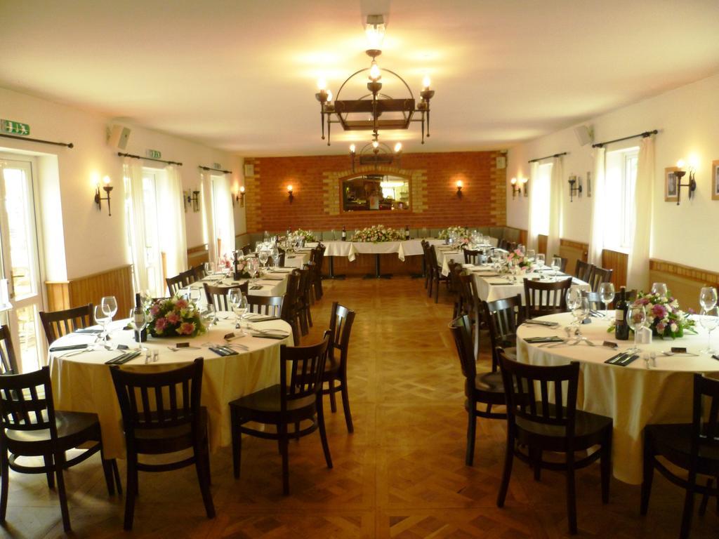 The Olive Mill Hotel Bridgwater Buitenkant foto